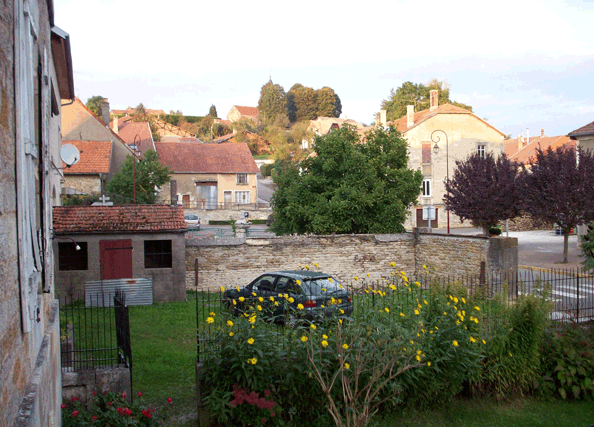 Maison Rosa Alba, het dorp